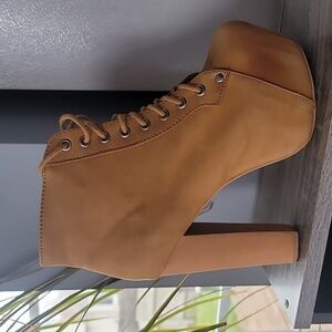 Jeffery Cambell Lita Chunky Heel Platform Lace Up Ankle Boots